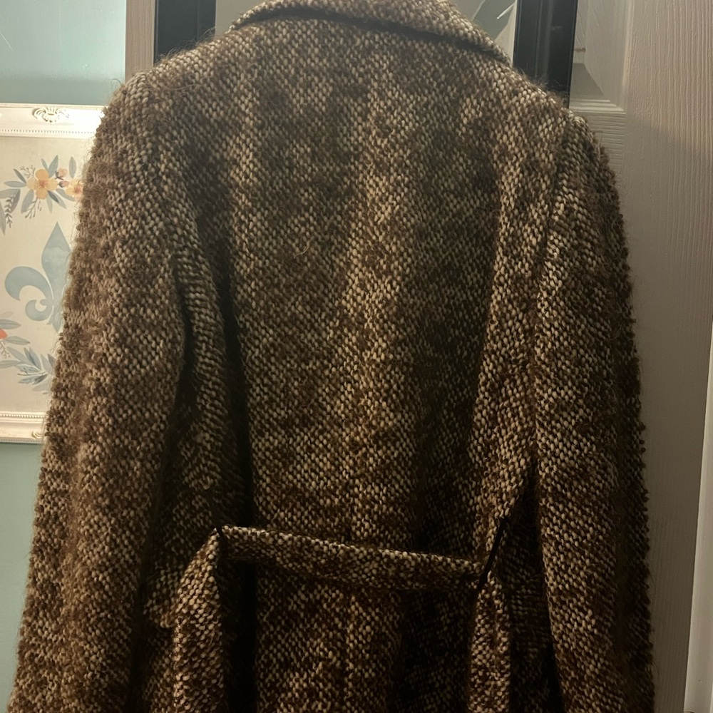 Winter coat - Picture 6 of 9